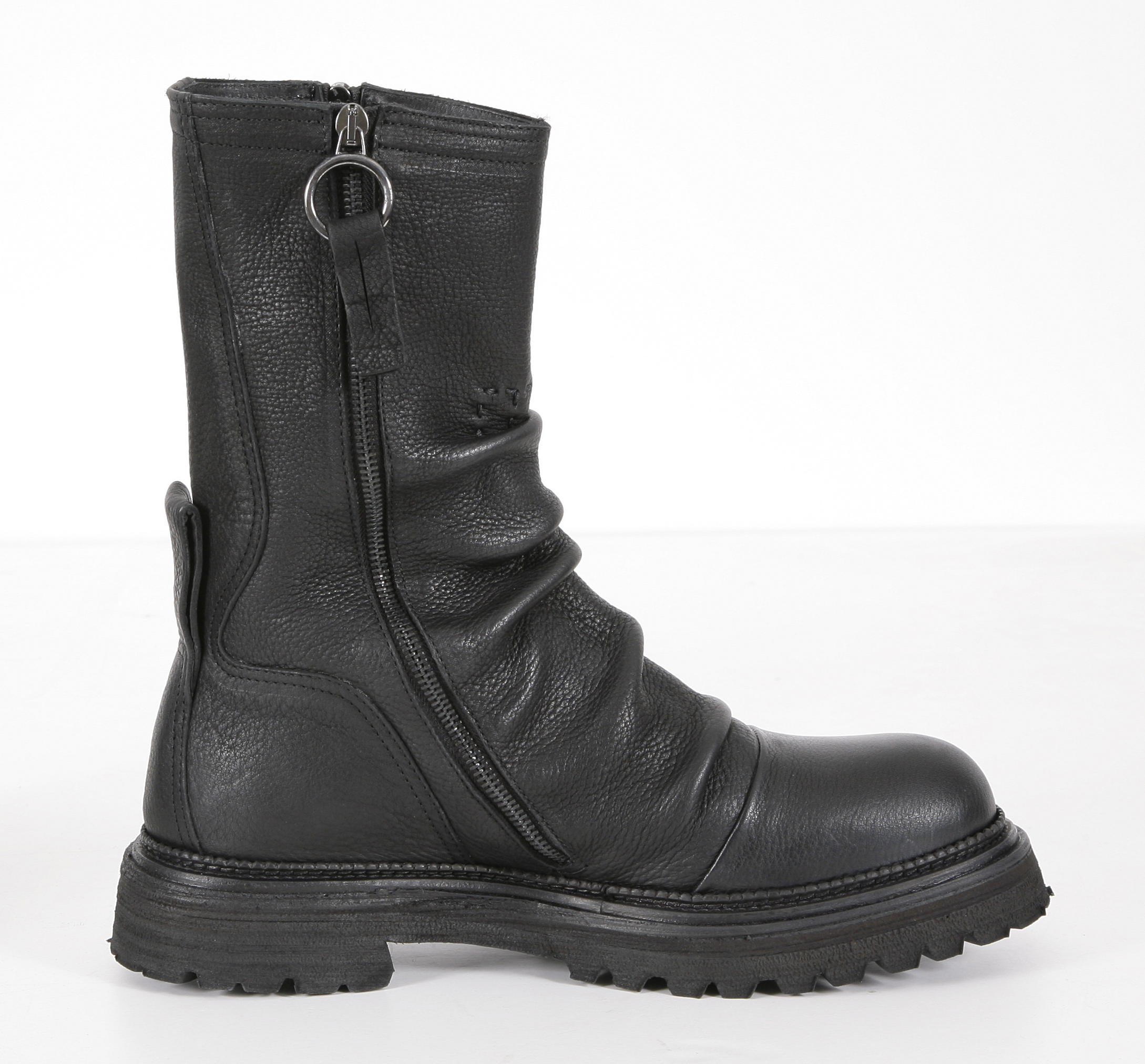 Legitimate Defiance Bison Boots Vega