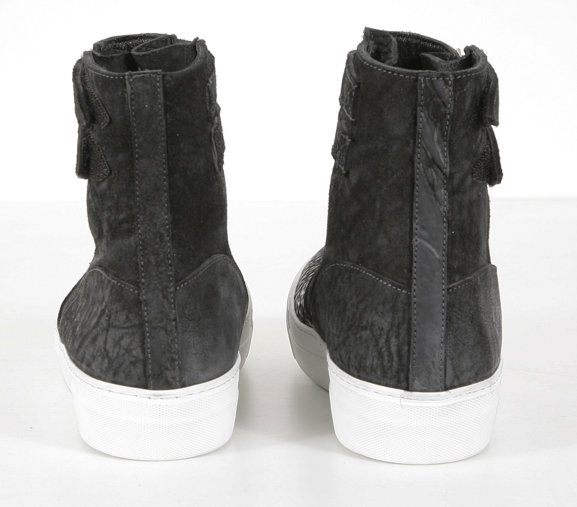 Incarnation Horse Leather Sneakers