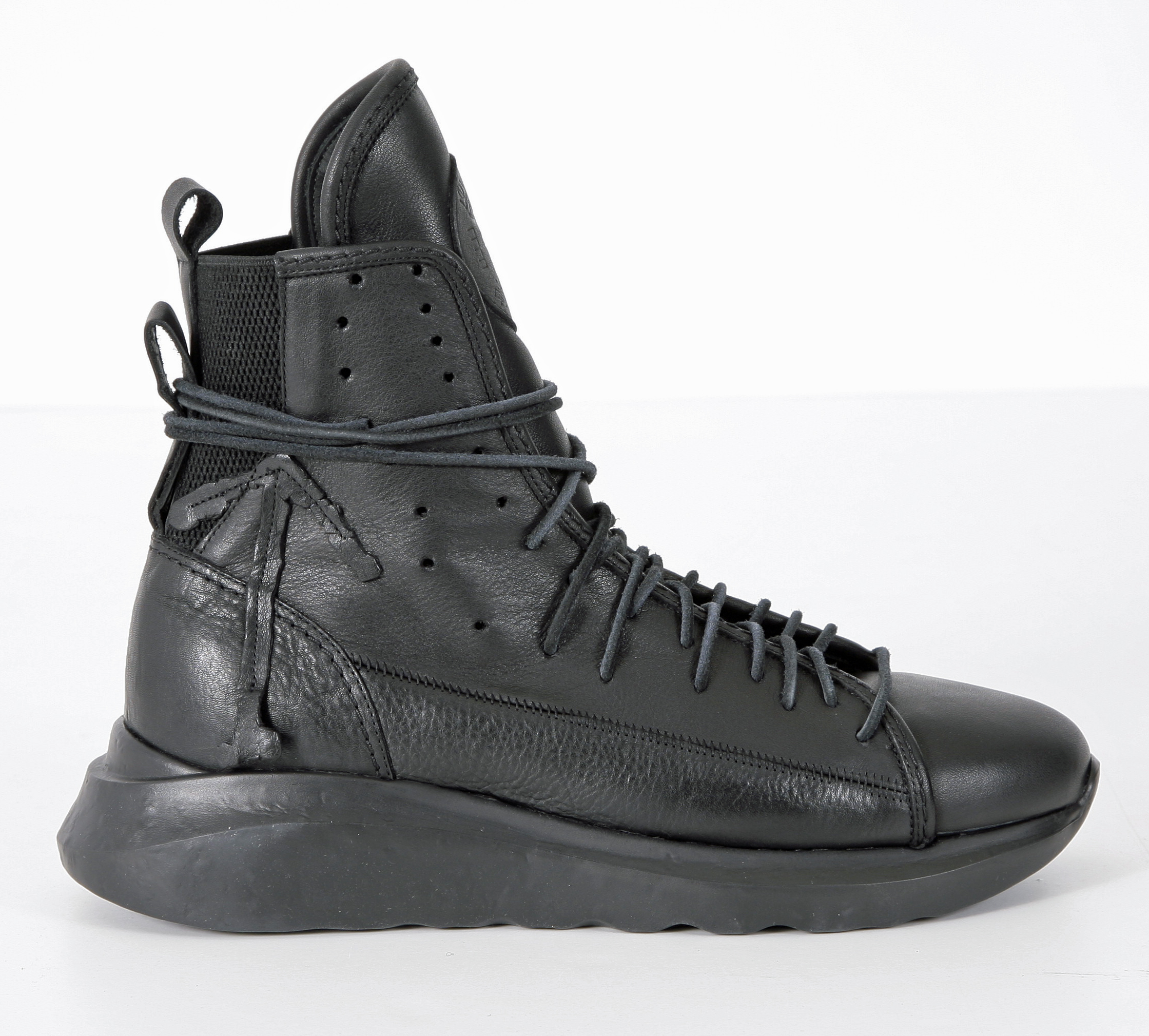 Legitimate Defiance TYR Sneakers Nero
