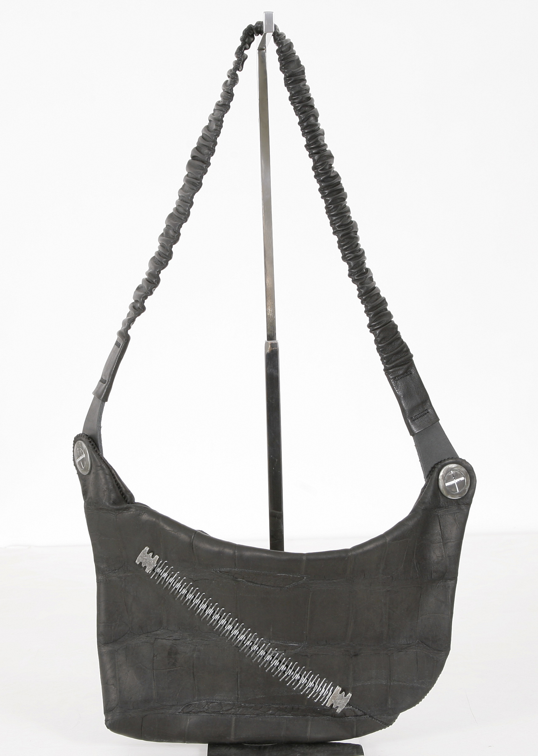  ISAAC SELLAM PASSAGER CROSSBODY ALLIGATOR LEATHER POUTCH 