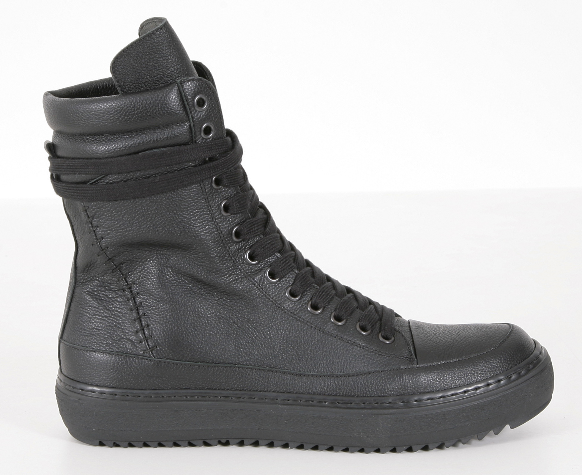 Masnada Hightop Sneakers Total Black