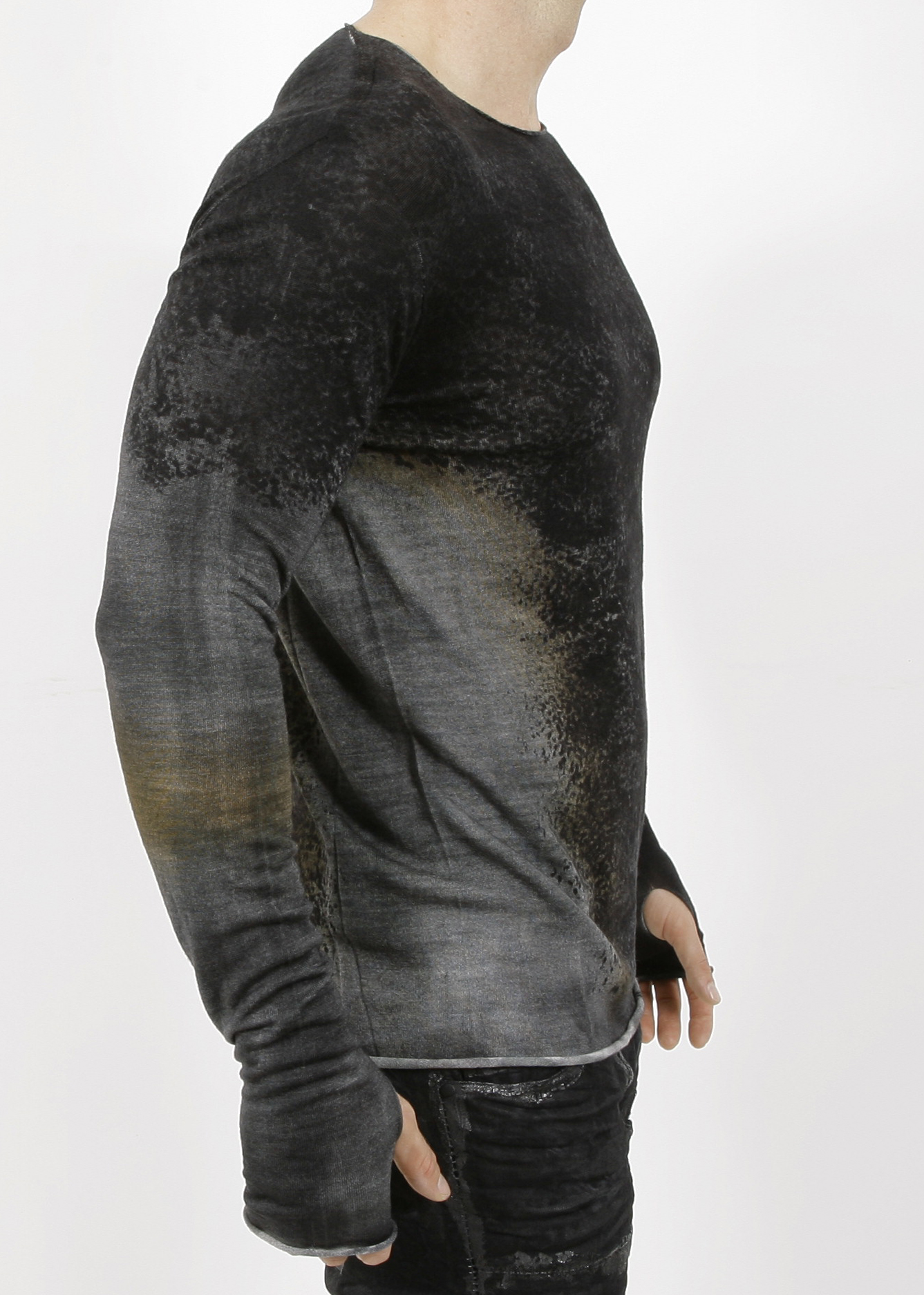 MD75 Pullover Black Spin