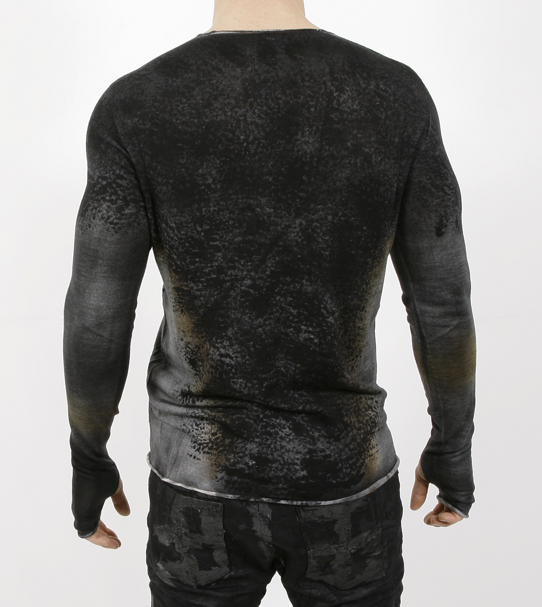 MD75 Pullover Black Spin