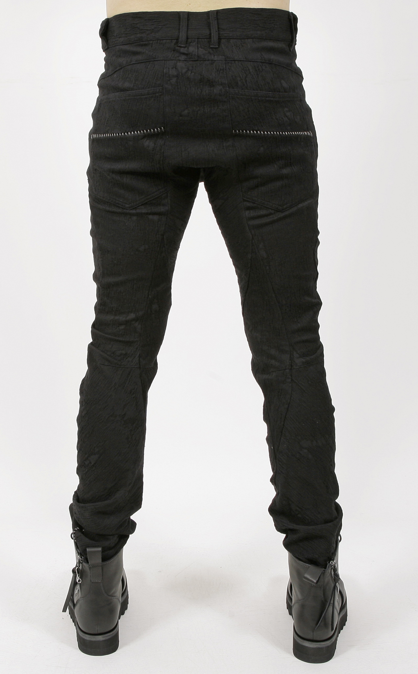 D.Hygen Distressed Jacquard Twisted Curved Trousers